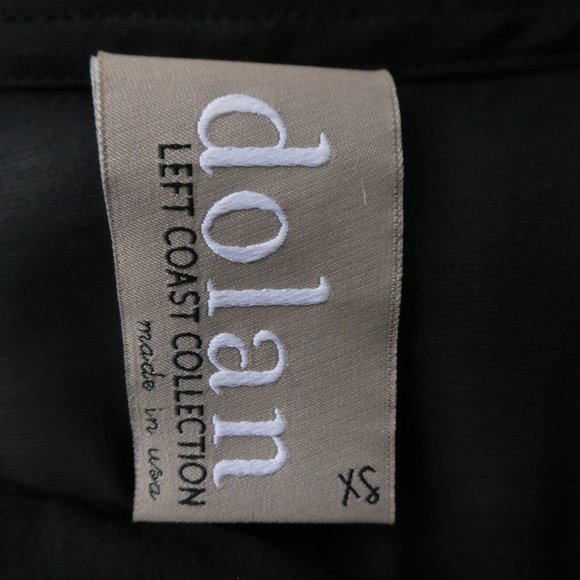Dolan Left Coast Top Black Split V Neck Long Sleeve Button Tab Pleat XS - Picture 5 of 7
